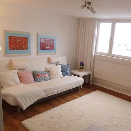 Ferienwohnung Am Schloss カールスルーエ エクステリア 写真