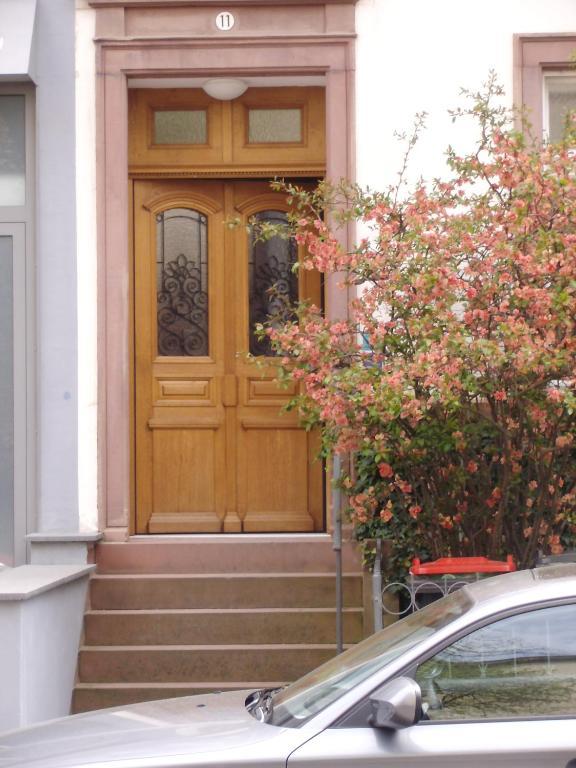 Ferienwohnung Am Schloss カールスルーエ エクステリア 写真